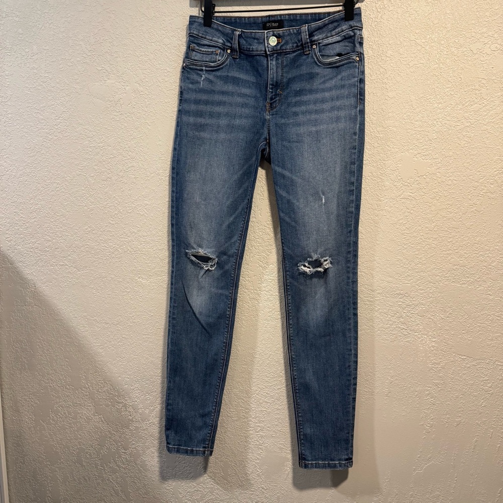 White House Black Market Blue Skinny Jeans